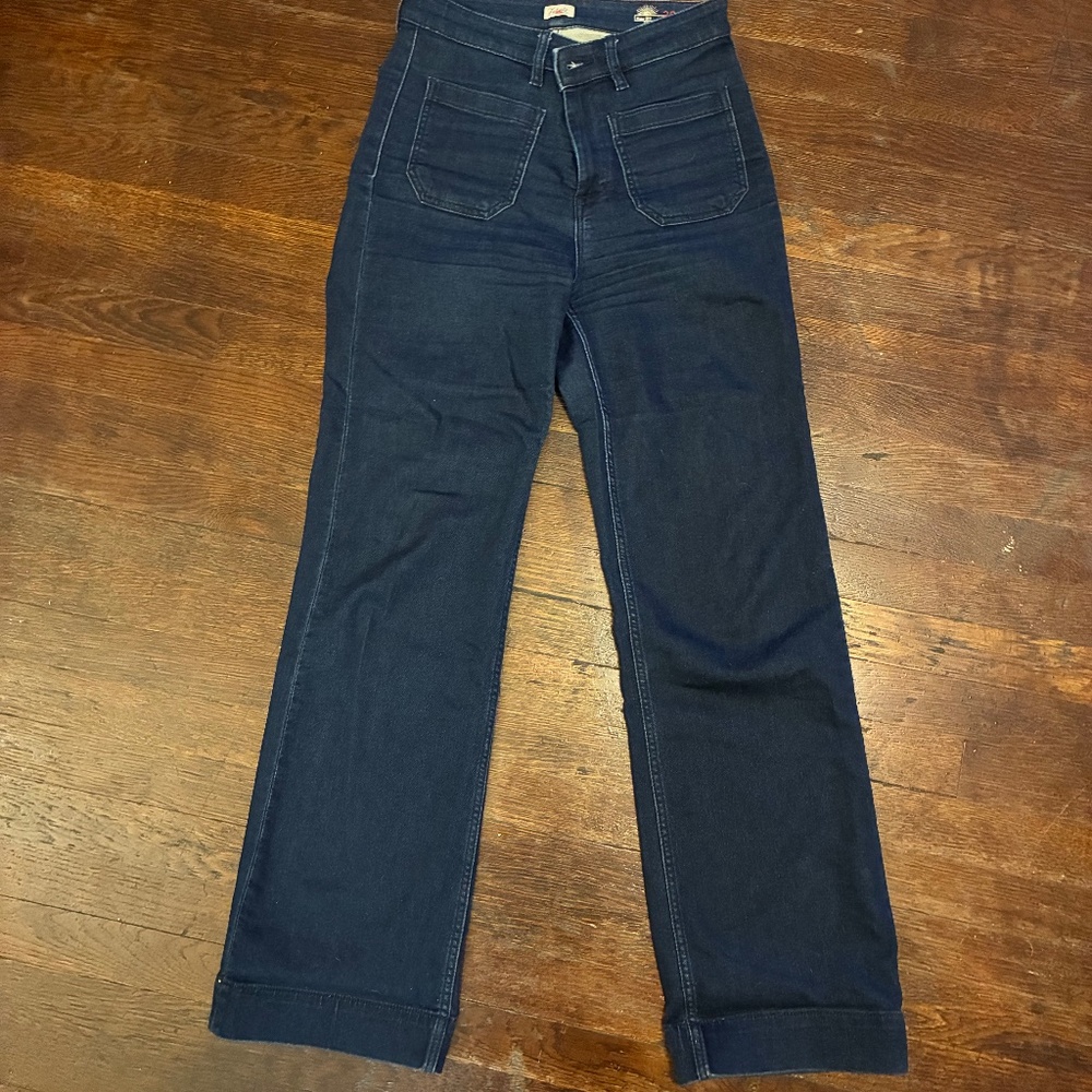 Faherty dark wash front pocket jeans